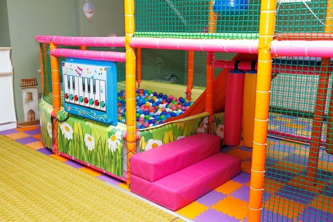 Hotel Solotvyno Resort 外观 照片